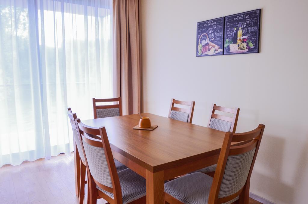 Apartmánový Dom Kriváň Bešeňová Exterior foto