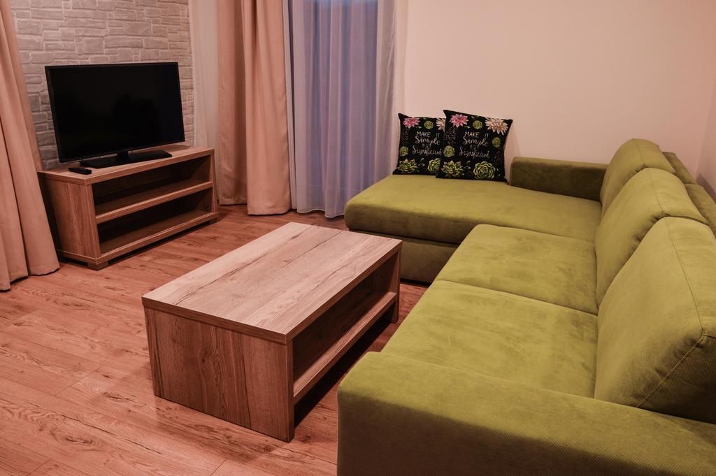Apartmánový Dom Kriváň Bešeňová Exterior foto