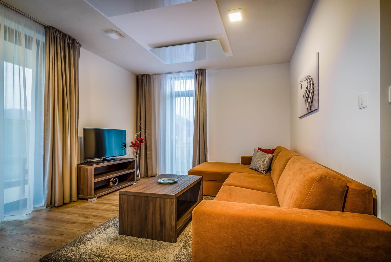 Apartmánový Dom Kriváň Bešeňová Exterior foto