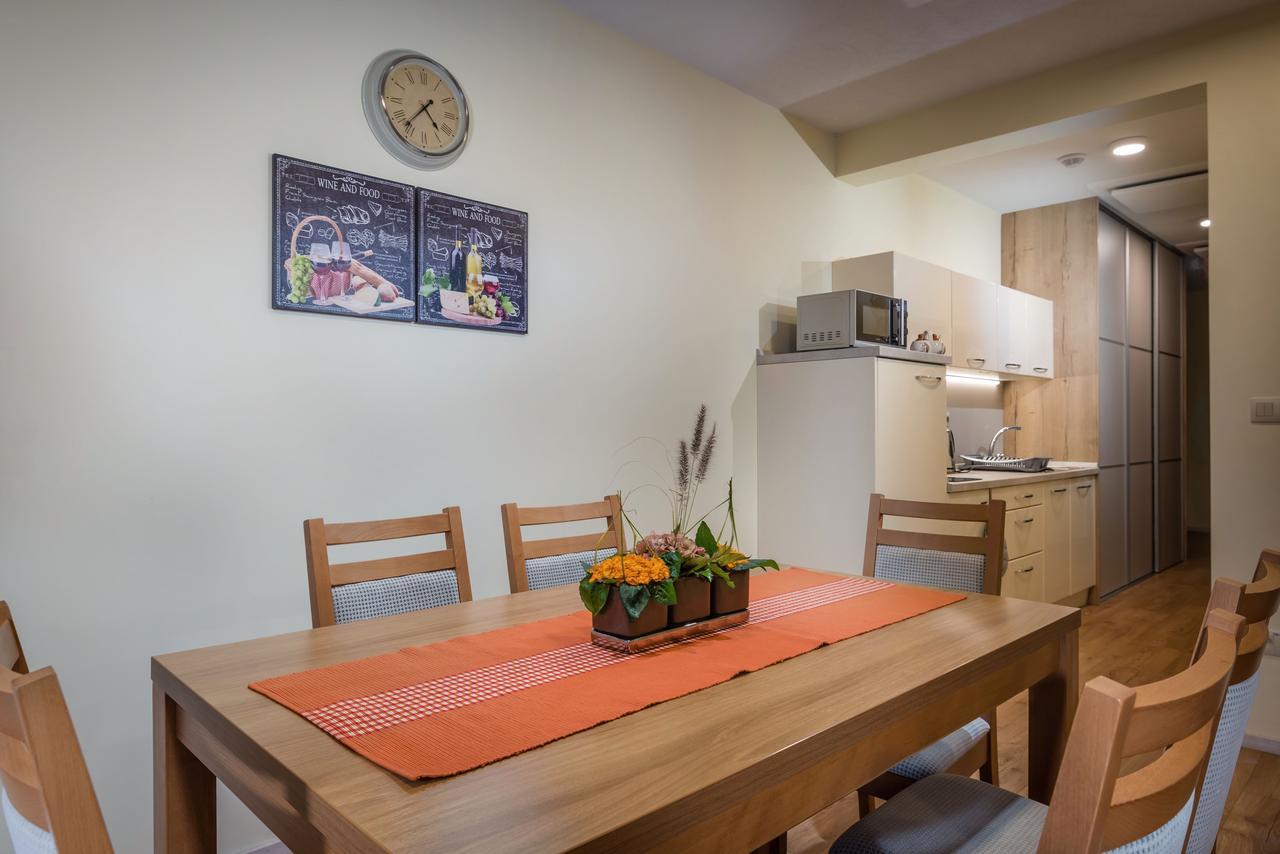 Apartmánový Dom Kriváň Bešeňová Exterior foto